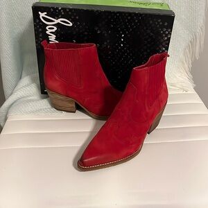 Brand Sam Edelman booties.